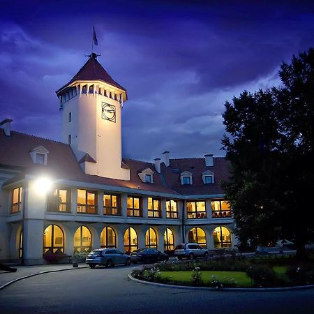 Hotel Zamek Pultusk Dom Polonii ภายนอก รูปภาพ