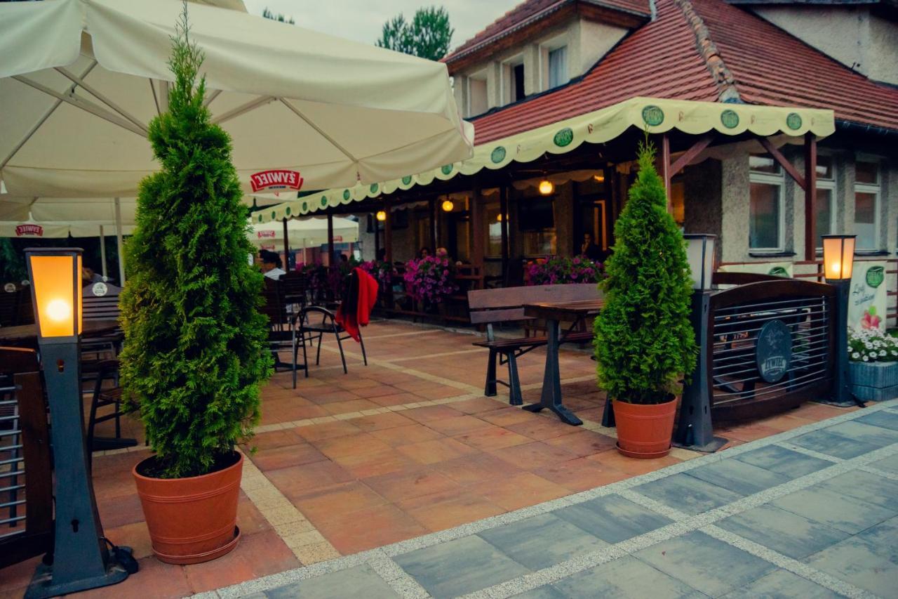 Hotel Zamek Pultusk Dom Polonii ภายนอก รูปภาพ