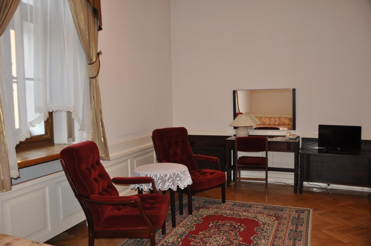 Hotel Zamek Pultusk Dom Polonii ภายนอก รูปภาพ